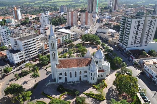 CONVITE A Federação Mineira de Orientação - FMO, a Prefeitura Municipal de Bom Despacho - MG - PMBD através da SEMEL - Secretaria Municipal de Esportes e