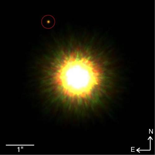 Primeiro planeta extra-solar com imageamento direto (em torno de