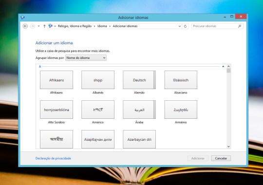 De notar que os novos idiomas não ficam de imediatos prontos a serem usados e devem antes ser instalados.