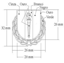 costura vertical do lado superior direito do vestido de gestante dos uniformes 2º A2, 3º B1 e 3º D4 e da camisa bege do uniforme 3º D5 feminino, em altura correspondente à observada para a túnica.