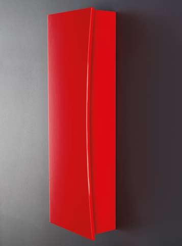 Wall column in MDF lacquered in red with 1 door.