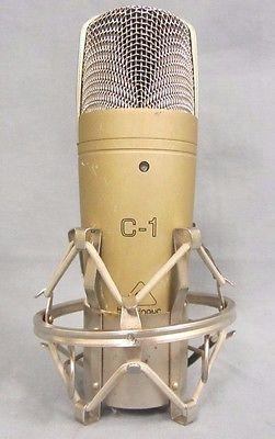 Figura : Microfone condensador.