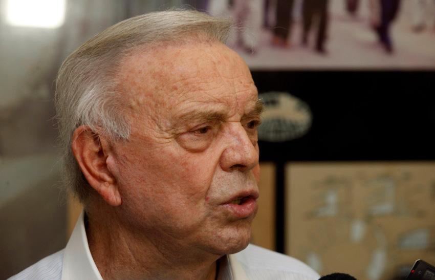 Justiça americana condena Marin, ex-presidente da CBF POR REDAÇÃO O ex-presidente da Confederação Brasileira de Futebol, José Maria Marin, foi condenado em seis das sete acusações realizadas pela