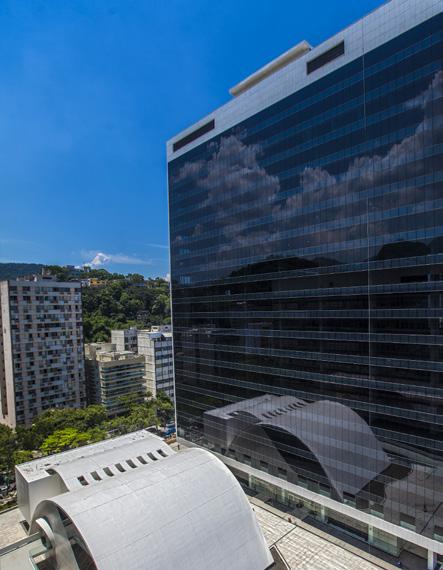 Aplicada, sendo sempre reconhecida pela qualidade e excelência ao produzir e difundir conhecimento.