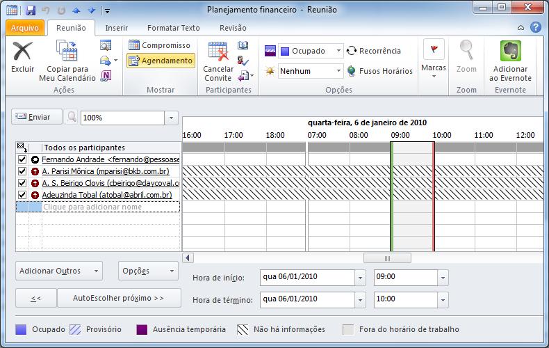 9 Arraste para alterar o horário 8 Esta é uma visão bastante produtiva, já que você pode observar os horários de todos os participantes, incluindo participantes opcionais e recursos.