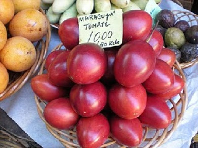 Mukua/Múcua* Também conhecido como Fruto do Imbondeiro.