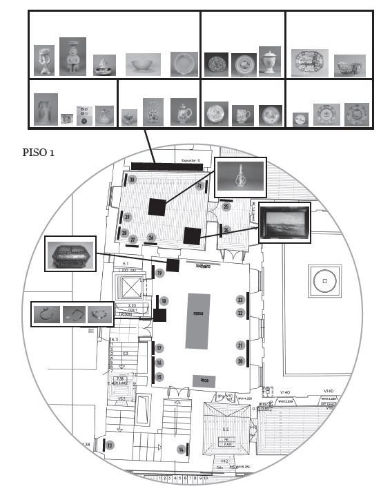 Primeira sala: núcleo introdutório, com as peças históricas mais antigas, os colares de contas de vidro, cristal e ágata, numa vitrina e na segunda vitrina, a mais significativa das peças mais