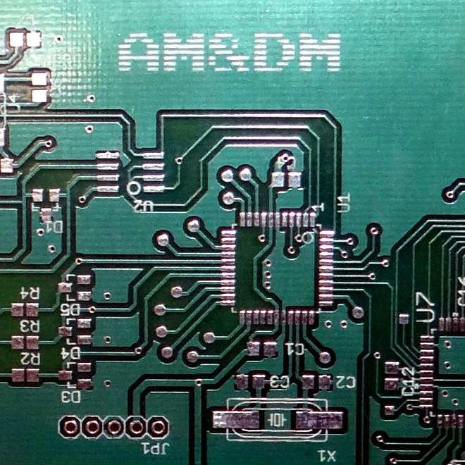 CotBit é a soqueteira inteligente desenvolvida para atender todos os tipos de apertadeiras eletrônica de mercado.