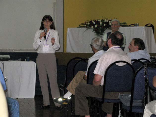 Pfenning Editor chefe do Tropical Plant Pathology e professor da Universidade Federal de Lavras Coordenadora: Maria Mércia Barradas Ex-presidente da ABEC Data: 26 de novembro de 2009 Horário: 11h às