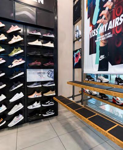 000 m 2 CLIENT Footlocker SERVICES Project