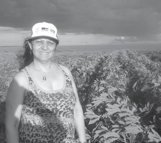 PRONAF MULHER Investimento para mulheres agricultoras, esposas ou companheiras, integrantes de unidades familiares enquadradas no PRONAF.