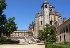 Convento de Cristo - Tomar Dia 6 - Fátima e Batalha Tour de meio dia para visitar duas das principais atrações da