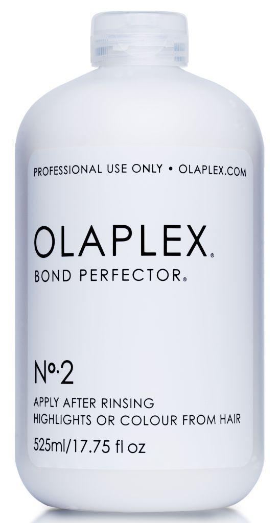 O Que é? Olaplex Nº 2 Bond Perfector: o 2º passo do sistema, onde o composto ativo está presente em uma proporção menor, porém, complementar ao 1º passo.