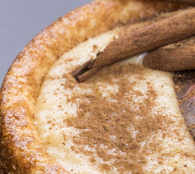 margarina Em um processador, colocar metade do coco e todo o açúcar e deixar bater até formar