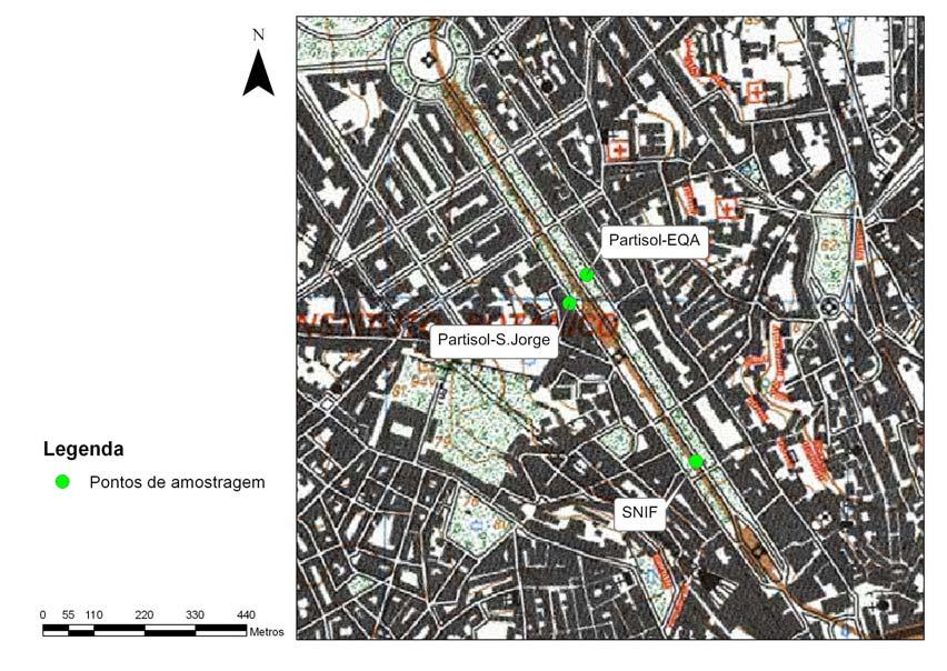 Figura 7: Localização relativa dos equipamentos de monitorização de qualidade do ar Para além das concentrações de PM 10, analisou-se também os níveis de outros