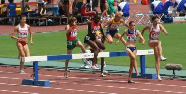 000m Altura dos obstáculos: Masculino: 0,91 m Feminino: 0,76 m Prova Obstáculos