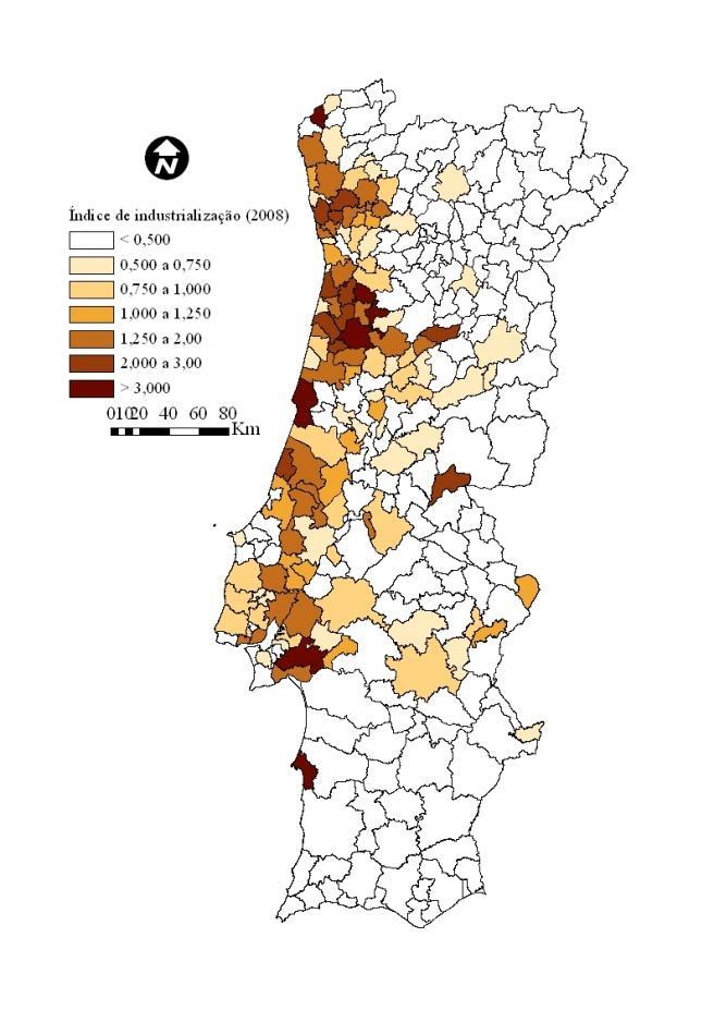 NUT III tecido produtivo e do aparecimento de novas dinâmicas industriais, tal como os dados do investimento realizado no âmbito do QREN parecem indicar.