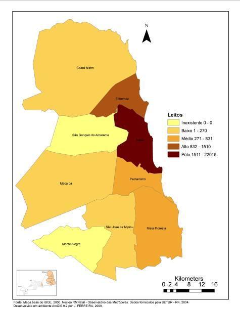 espaciais do setor, em escala regional, permitindo, por exemplo, a visualização da centralização da atividade turística em Natal e da desigualdade socioterritorial no âmbito da RMNatal, em relação ao