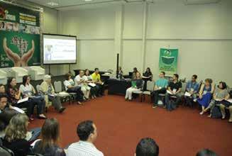 Cuiabá, agosto de 2015 Debate sobre Trabalho e Educação Farmacêutica durante