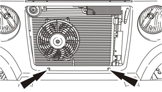 303-12-32 Sistema de Escapamento Admissão 13. Instale a mangueira do condutor de ar (2) entre o intercooler e o coletor de admissão.