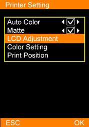 02 A opção LCD Adjustment (Ajuste do ecrã LCD) Escolha o menu SETUP (Configurar) e prima [OK] (OK) para continuar.