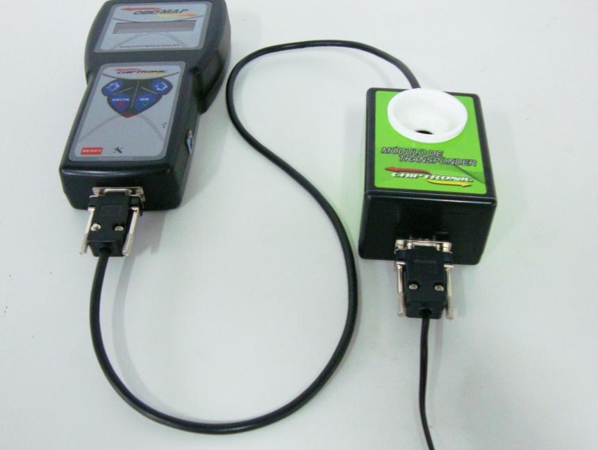 5 Conectando os acessórios Conecte o Módulo de Transponder no OBDMap e em seguida conecte a fonte de alimentação no Módulo de Transponder, conecte o cabo MCU no BC e em