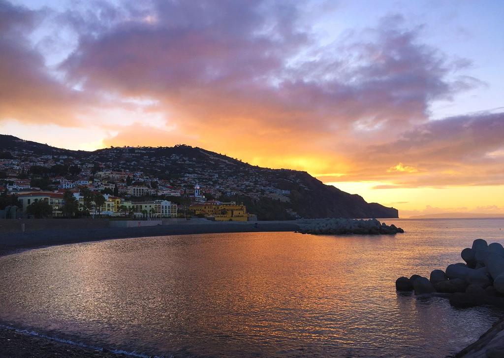 Ilha da Madeira A Ilha da Madeira, também conhecida como Pérola do Atlântico, foi descoberta em 1419 por João Gonçalves Zarco e Tristão Vaz Teixeira.