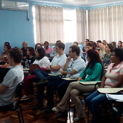 Regional de Educação da região, desenvolvido na Unidade Prisional Avançada de São Miguel do Oeste, com remissão de pena de acordo com livros lidos e atividades desenvolvidas a partir da leitura.