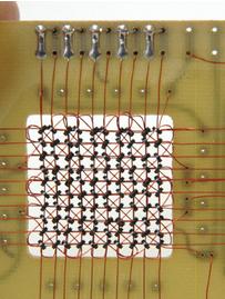 shtml Transistor Lei de Moore (Gordon Moore/Co-fundador da Intel) Inventado em 1947, substituiu as válvulas.