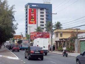 Av. Eng. Domingos Ferreira, 636 - Empena Empena localizada na Av.