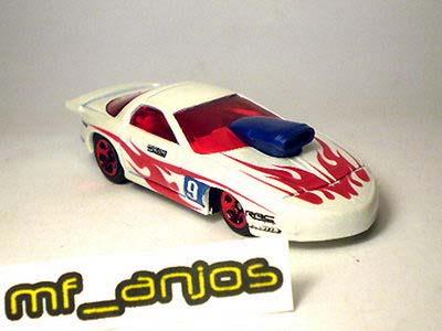 2009 Hot Wheels Racing Pro Stock Firebird (rosa metálico) -