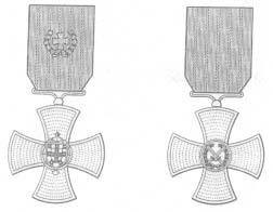 360 1.ª Série II Medalha da cruz de guerra 7 Insígnia para o peito (fig. 2): a) 1.