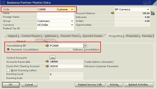 A factura nº 9 foi lançada no cliente C10000. O cliente PC0000 (o parceiro de negócios de consolidação) foi removido do campo PN de consolidação nos dados mestre do cliente C10000.