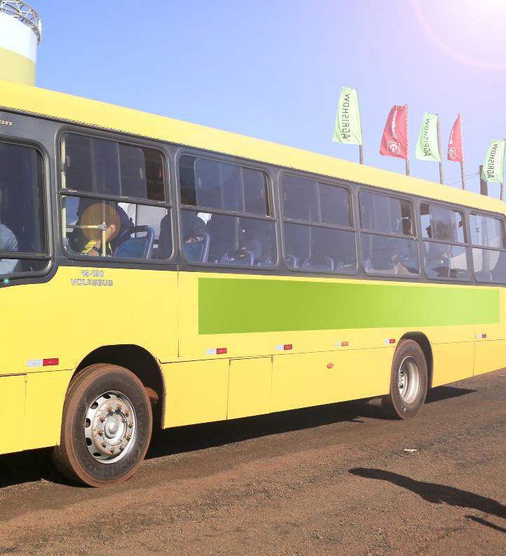 PATROCÍNIO DOS ÔNIBUS NO EMBARQUE DE VISITANTES Descritivo: Autorização para aplicação de lona externa no ônibus, autorização para distribuição de brindes e material promocional no embarque do ônibus.