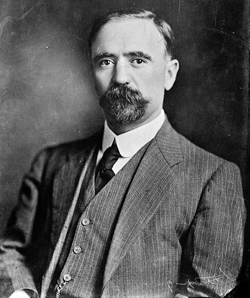 Governo de Porfírio Díaz (1877-1911) Em 1908 Porfírio Díaz concedeu uma entrevista a um jornalista estadunidense anunciando que finalmente o México estava pronto para eleger livremente seus