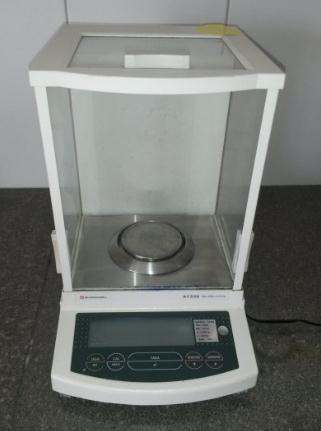 8 Rugosidade Para realização do ensaio de rugosidade foi utilizado o rugosímetro digital portátil da marca HOMIS, modelo TR200, pertencente ao