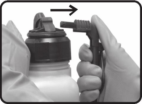 ATENÇÃO Antes de guardar o pulverizador, acionar a trava no gatilho, para evitar o seu acionamento involuntário.