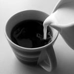 12. (Pucsp 2017) Uma xícara contém 30 ml de café a 60 C.