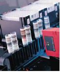 CÓDIGO DE BARRAS: Esta opção permite a leitura de tubos de amostras, microplacas e carreadores por código de barras.