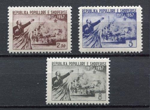 1957: Selos Postais emitidos pela Albania, em