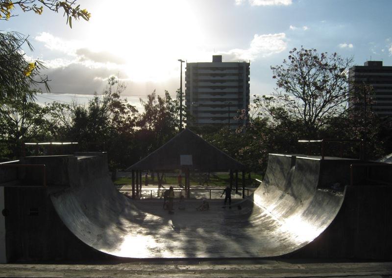 67 De acordo com o documentário Hip Hop Campina Grande, o Parque da Criança é considerado onde nasceu o hip hop da cidade.