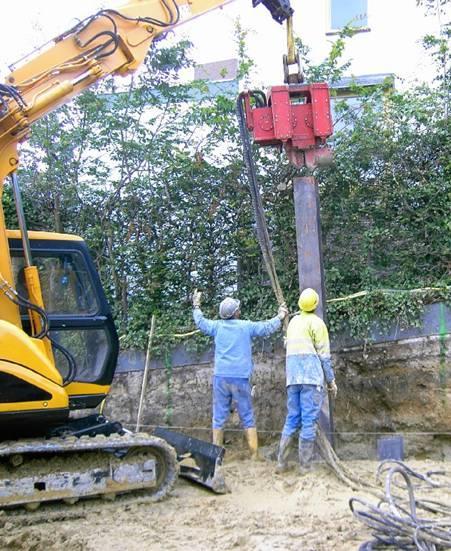 SEQUÊNCIA DE EXECUÇÃO Pré-escavação Corte e mistura em descendente Controle do refluxo do material