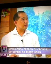 Paulo Hélio Kanayama, do Jornal Aposte Bem, é entrevistado por Ana Maria Braga no Programa Mais Você, da TV Globo, ao vivo, no dia 13/12/ 21, sobre a Mega da Virada. conc.