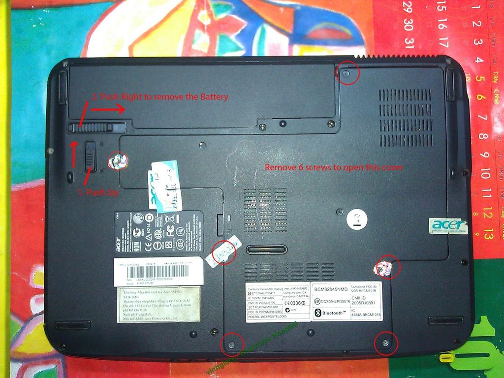 Como limpar e manter Acer Aspire 4920 sistema de ventilação Passo 1 Como limpar e manter Acer Aspire 4920 sistema de ventilação Este laptop foi comprado em 2008 e nunca foram desmontados para manter.