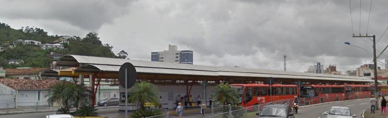Figura 32 - Terminal Ressacada Fonte: Google Street View (2016) Terminal Fazenda O terminal de transporte coletivo do bairro  O terminal está localizado na