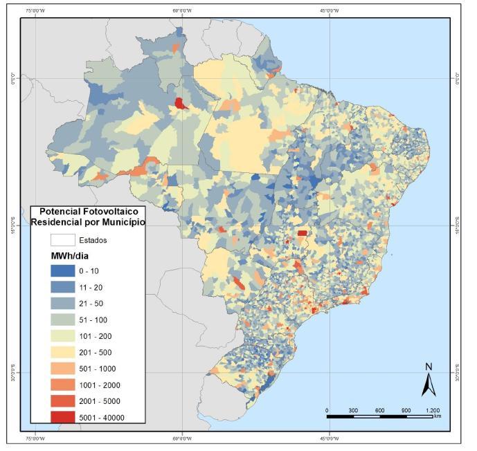 Potencial técnico de GD fotovoltaica em telhados residenciais por município, GWh/dia Fonte: EPE/GIZ, NT