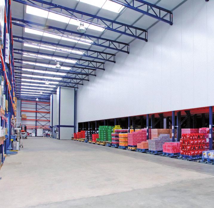 Caso prático: Amagosa Amagosa automatiza o armazenamento e gestão de seu centro logístico Localização: Espanha A Amagosa, empresa especializada na distribuição de bebidas,