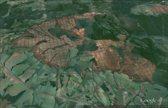 16 As áreas experimentais um e dois possuem 470 e 301 lotes, respectivamente, sendo que cada lote apresenta aproximadamente 500 metros de comprimento e 500 metros de largura, totalizando 25 hectares