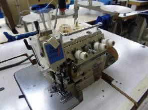 º de série 2MB2BF00038, com motor incorporado.