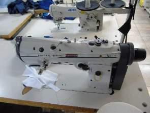 Piso 0 - Máquinas Cave º 839-12-Uma máquina de costura marca